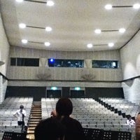 Photo taken at 津田ホール by chaaaaaaki on 8/18/2012