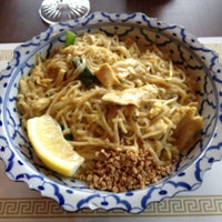 Das Foto wurde bei Bangkok Taste Cuisine von Ashley A. am 8/11/2012 aufgenommen
