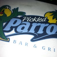 8/4/2012 tarihinde Mary J.ziyaretçi tarafından Pickled Parrot'de çekilen fotoğraf