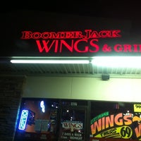 7/14/2012 tarihinde 🇬🇧Al G.ziyaretçi tarafından BoomerJack Wings &amp;amp; Grill'de çekilen fotoğraf