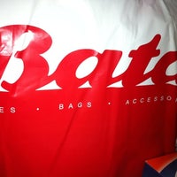 Photo taken at Bata by KylêAārön🇸🇬🌹 ك. on 4/22/2012