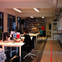 รูปภาพถ่ายที่ Open Coöp โดย Alexander เมื่อ 2/20/2012