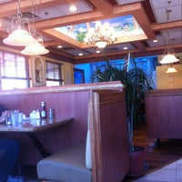 Foto tirada no(a) Livingston Diner por Damon D. em 4/6/2012