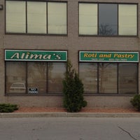4/20/2012 tarihinde Sid F.ziyaretçi tarafından Alima&amp;#39;s Roti Shop'de çekilen fotoğraf