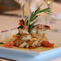 Снимок сделан в fresh Restaurant &amp;amp; Lounge пользователем Ariane F. 5/17/2012