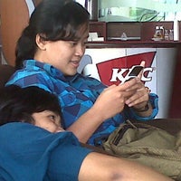 Photo taken at KFC by Fakhri A. on 4/27/2012