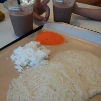 Photo taken at Curry Hopper by Maslinda M. on 8/21/2012