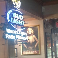 Photo taken at Applebee&#39;s Grill + Bar by Michael S. on 5/30/2012
