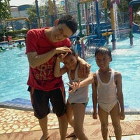 Photo taken at Waterland by AsevDoctor46 on 6/20/2012