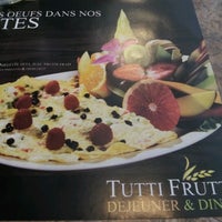 9/2/2012にSarah T.がTutti Frutti Déjeuner &amp;amp; Dinerで撮った写真