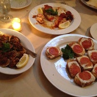 Foto tomada en Spoto&amp;#39;s Italian Restaurant  por Teresa O. el 6/11/2012