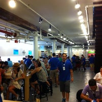 Photo taken at Apple Store (Temp Location) by Amauri Z. on 7/7/2012