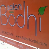 รูปภาพถ่ายที่ Salon Bodhi โดย Elena เมื่อ 5/29/2012