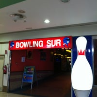 Photo taken at Bowling Sur by Nazareth B. on 3/12/2012