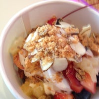 7/11/2012 tarihinde Carey G.ziyaretçi tarafından myMochi Frozen Yogurt'de çekilen fotoğraf