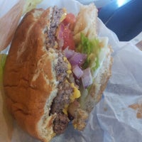Photo taken at Burger King by zXthyr0neXz on 7/11/2012