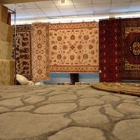 Photo taken at Karat Carpet by Ne F. on 6/21/2012