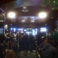 Foto diambil di Dillon&#39;s Restaurant &amp; Irish Pub oleh Town Square F. pada 3/17/2012