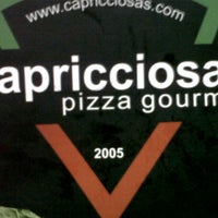 Снимок сделан в Capricciosas pizza gourmet пользователем Jorge P. 6/6/2012