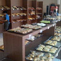 Photos At Donat Primadona 3 Tips From 168 Visitors