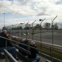 Foto tirada no(a) Toledo Speedway por Tommy T. em 4/22/2012