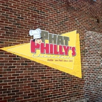 Photo prise au Phat Philly&amp;#39;s Cheesesteaks par Jimmer James S. le5/16/2012