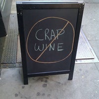 4/21/2012 tarihinde Nate G.ziyaretçi tarafından Uncorked! Wine Co.'de çekilen fotoğraf