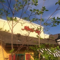 4/16/2012にWarren G.がMimi&amp;#39;s Cafeで撮った写真
