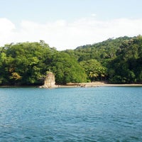 Photo taken at Bahia Rica Fishing and Kayak Lodge by Vigdis V. on 7/3/2012
