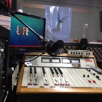 Photo taken at Radio Sentidos by Gustavo E. on 8/22/2012