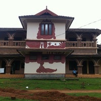 Photo taken at Kerala Kalamandalam by Vineeth J. on 7/28/2012