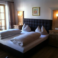 รูปภาพถ่ายที่ Hotel Schloss Mittersill โดย Laura เมื่อ 8/29/2012