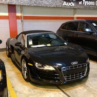 3/24/2012 tarihinde Michael M.ziyaretçi tarafından Audi Tysons Corner'de çekilen fotoğraf