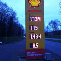 Photo taken at Shell Express by Ernst M. on 3/18/2012