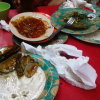 Photo taken at Aries 21 Seafood Kalimati, Pademangan by annetta w. on 3/24/2012