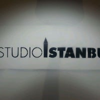 Снимок сделан в Studio Istanbul пользователем Andy B. 5/2/2012