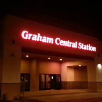 รูปภาพถ่ายที่ Graham Central Station โดย Jared J. เมื่อ 9/7/2012