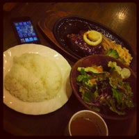 Photo taken at ふらんす亭 駒沢店 by 李月 王. on 6/17/2012