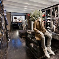 burberry store in nyc