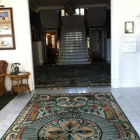 3/30/2012 tarihinde Mike C.ziyaretçi tarafından Glorietta Bay Inn'de çekilen fotoğraf