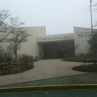 รูปภาพถ่ายที่ Courtyard by Marriott Newark-University of Delaware โดย Colleen A. เมื่อ 3/22/2012
