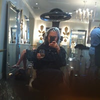 Foto tirada no(a) De Berardinis Salon por Dana G. em 7/3/2012