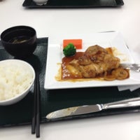 Photo taken at 馬車道 西早稲田キャンパス店 / ROHM SQUARE by giichiro s. on 2/28/2012