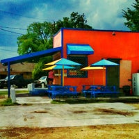 Photo taken at Tampico Refresqueria by Esther P. on 6/20/2012