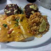 รูปภาพถ่ายที่ Jaco&amp;#39;s Tacos โดย Joseph H. เมื่อ 8/18/2012