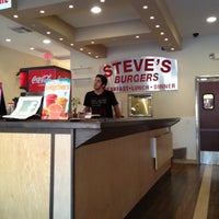 Photo taken at Steve&#39;s Burgers Plus by Carlos T. on 7/30/2012