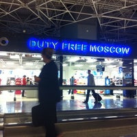 Photo taken at Выход / Gate 27/27A by Юлия С. on 9/12/2012