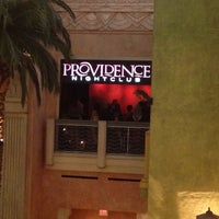 Foto tomada en Providence Nightclub  por Ali S. el 6/30/2012