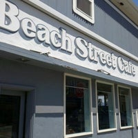 Photo taken at Beach Street Cafe by Leirda on 8/14/2012
