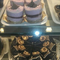 6/8/2012にUrvi G.がOasiss Dessertsで撮った写真